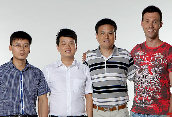 年輕人禿頂怎么辦，禿頂與頭發(fā)稀疏有什么關(guān)系？