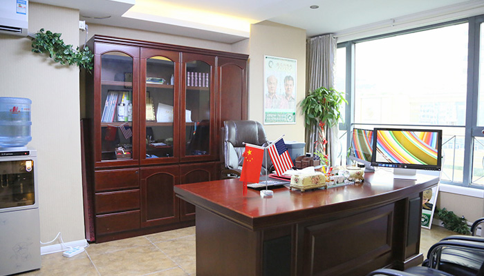 南京哪里有仿真假發(fā)嗎？針對禿頭的那種