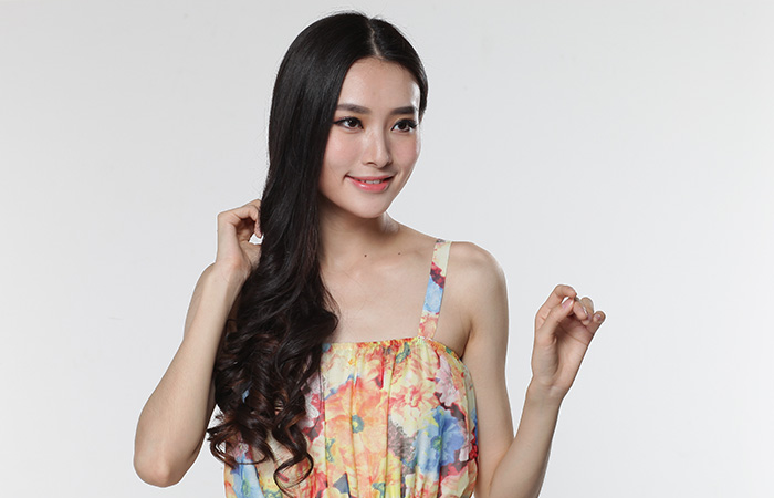 女裝大佬最為致命，日本球員假發(fā)大胸為俱樂部造勢(shì)！