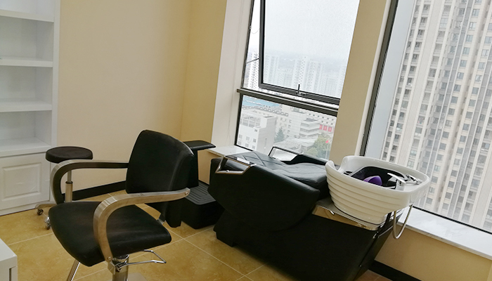 臺州假發(fā)實(shí)體店定做，脫發(fā)生活從此改變！