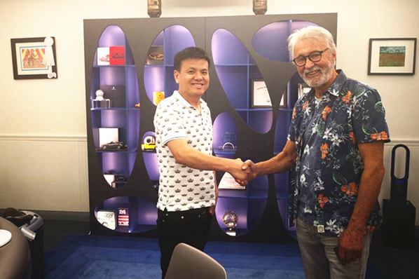 71歲鄭少秋不老男神帥了一輩子！唐風(fēng)采我們這里也有一位！